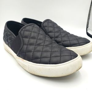 Steve Madden Black Quilted Leather Women's Fashion Sneakers. Size 7.5